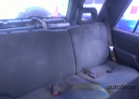 1996 Honda Passport Ex/Lx из США, поврежденный, VIN 4S6CM58V3T4409916